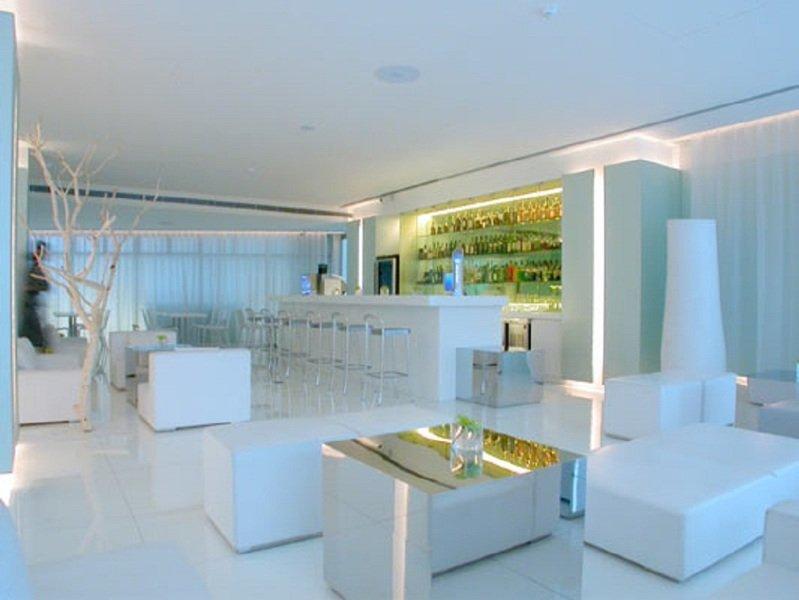 Ambience 3*